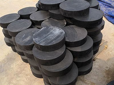 武乡县板式橡胶支座由若干层橡胶片与薄钢板经加压硫化